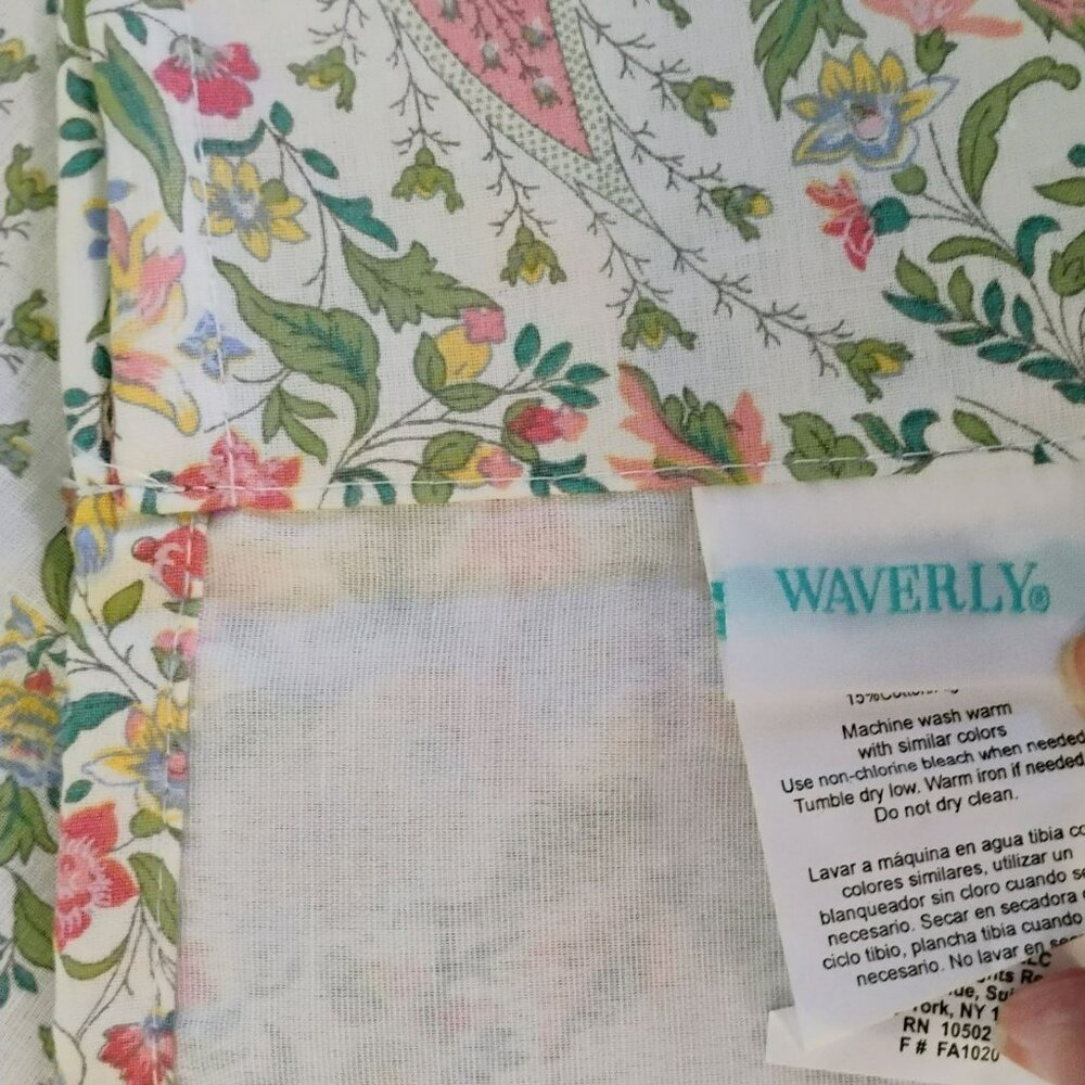 Waverly Paisley Valence, Multicolor Pastel Floral 60" X 16" Cotton LIKE NEW - Picture 5 of 8